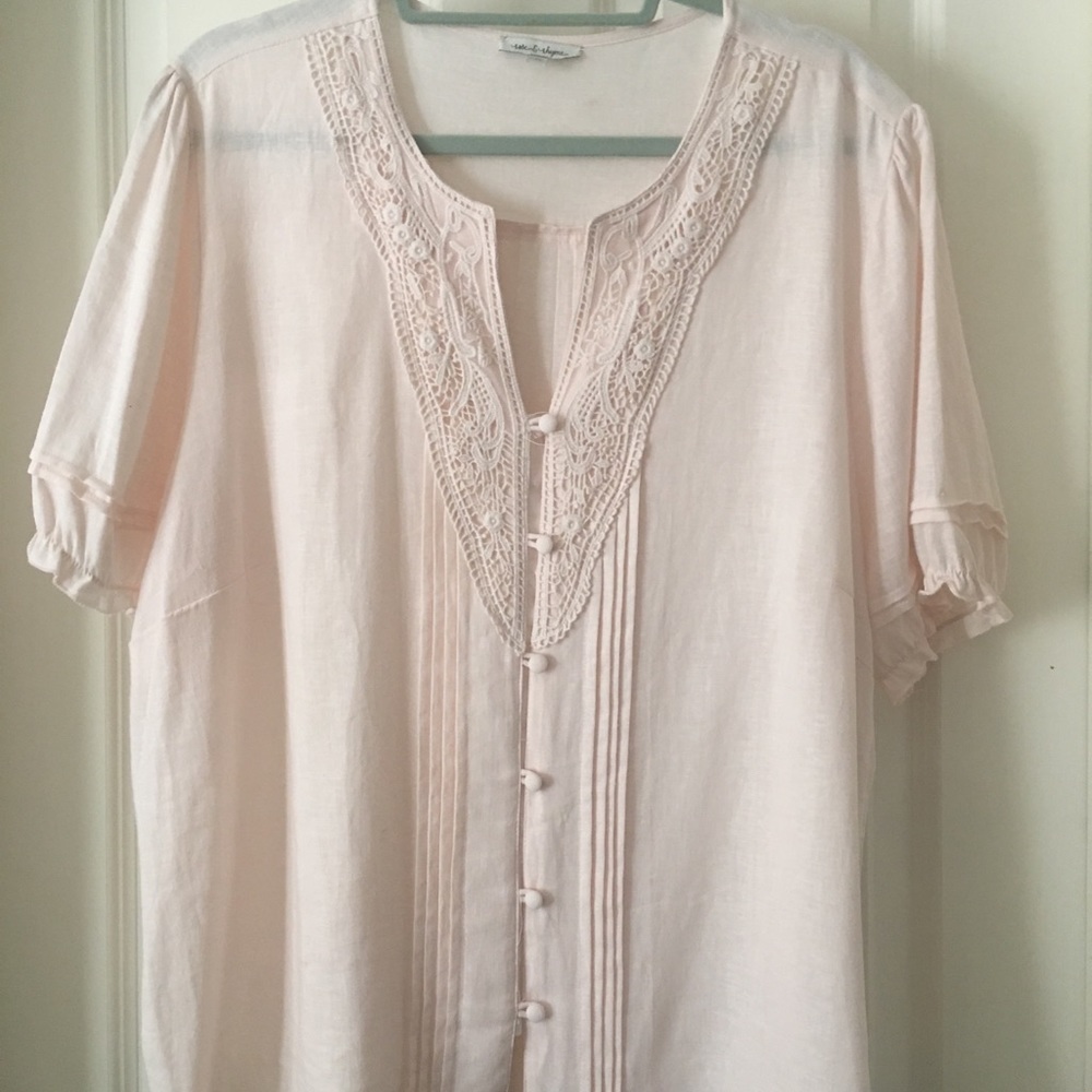 New Lightweight short sleeve top